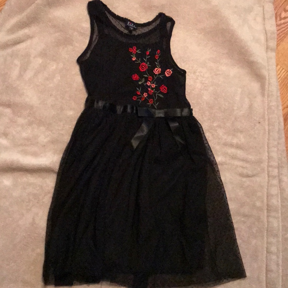 Girls dress❌❌sold ❌❌